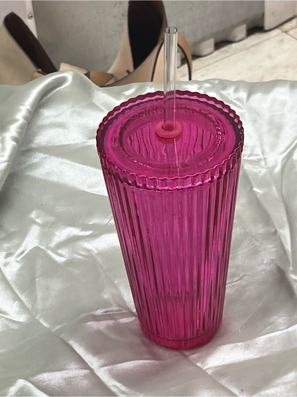 Pink Plastic Ribbed Tumbler 20 fl oz w/ Lid & Clear Straw, Hand Wash Only